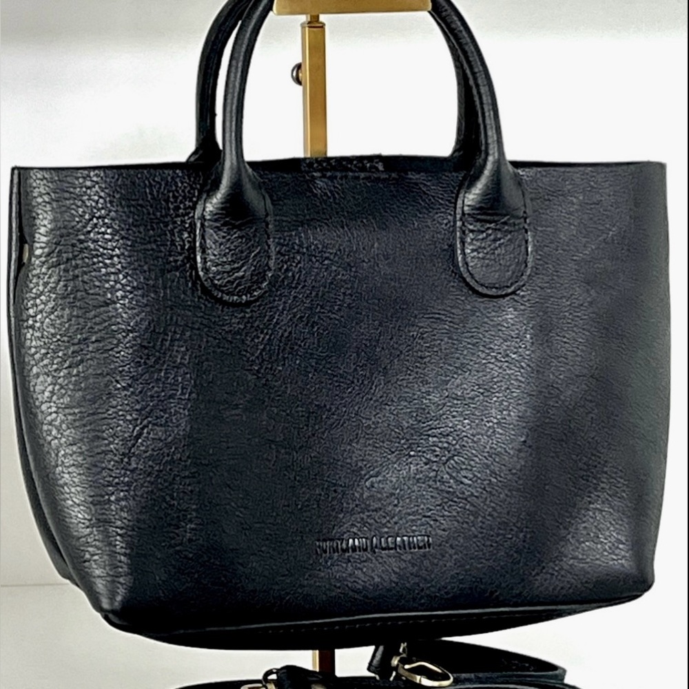 NWOT Portland Leather Rainstorm Crossbody Satchel Bag Pristine Timeless Everyday - Picture 2 of 16